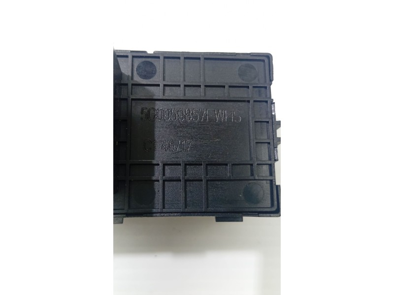 MANDO ELEVALUNAS DELANTERO IZQUIERDO 5G0959857F  - imagen 3