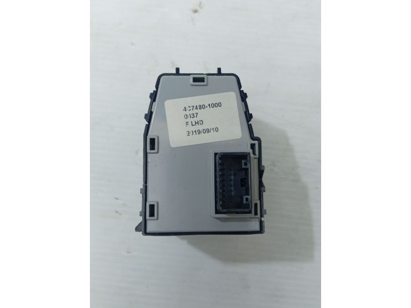 MANDO RETROVISOR 4C74801000  - imagen 3