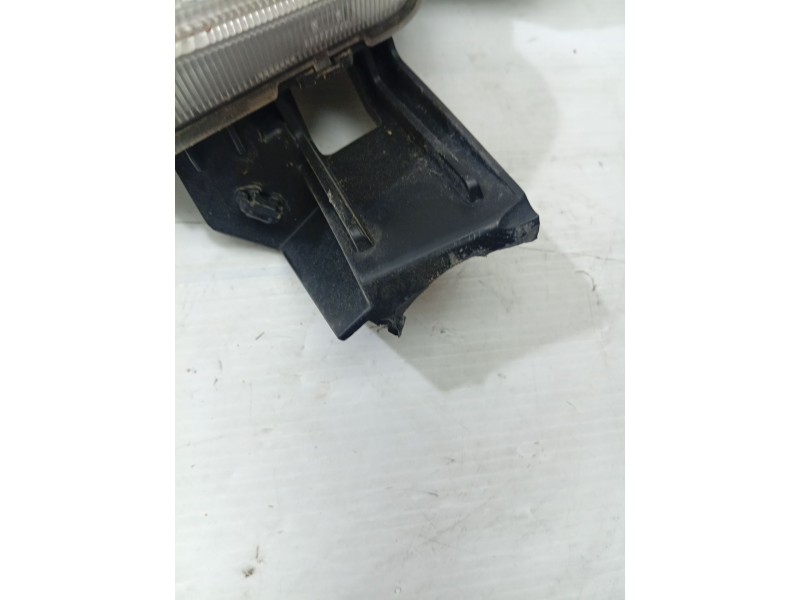 FARO ANTINIEBLA DERECHO 92208G5500 92208G5510  - imagen 2