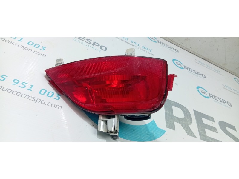 PILOTO TRASERO DERECHO PARAGOLPES 0339000  - imagen 1