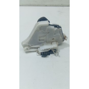 CERRADURA PUERTA DELANTERA DERECHA V9011410 