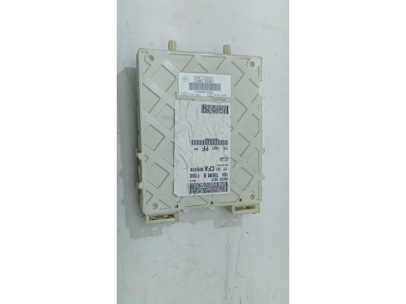 CAJA RELES / FUSIBLES F1DT14A073PF / 1842390 30S58KD17F05  - imagen 2