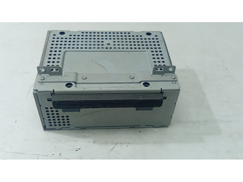 SISTEMA AUDIO / RADIO CD F1BT18C815UAK  - imagen 1
