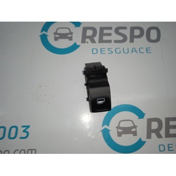 MANDO ELEVALUNAS DELANTERO DERECHO 5G0959855  - miniatura 1