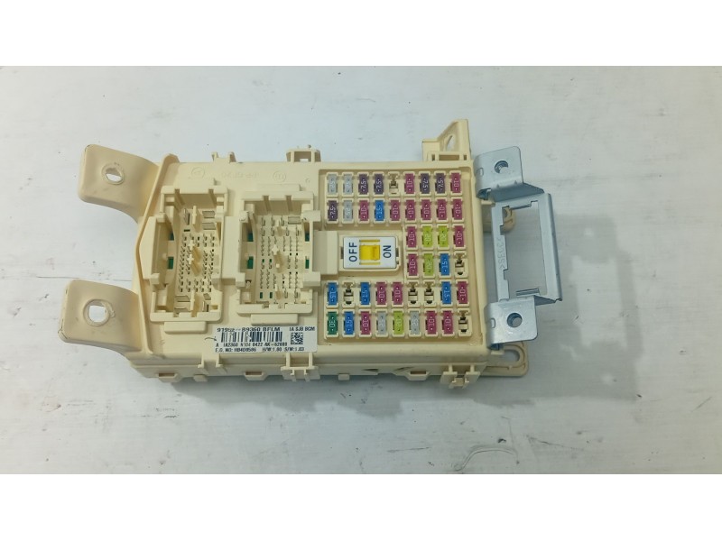 CAJA RELES / FUSIBLES 91952B9360  - imagen 1