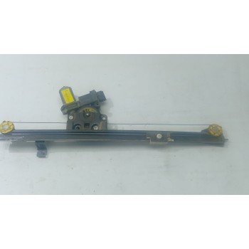 ELEVALUNAS DELANTERO DERECHO 3S2663K 73002003  - miniatura 4