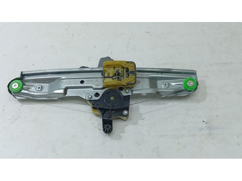 ELEVALUNAS TRASERO DERECHO BM51A27000BE / 1870371  - imagen 4