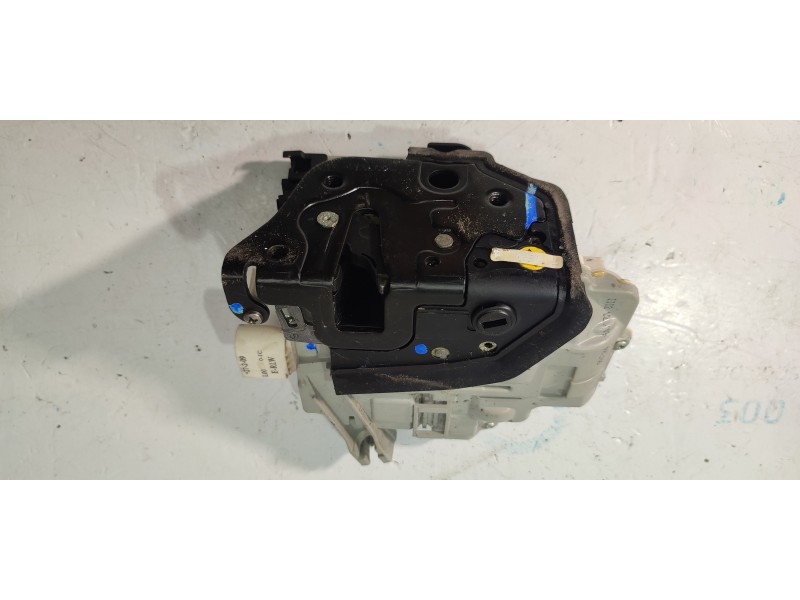 CERRADURA PUERTA TRASERA IZQUIERDA 8K0839015  - imagen 2