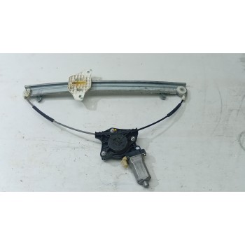 ELEVALUNAS DELANTERO DERECHO 82404B4010 / 82402B4110  - miniatura 3