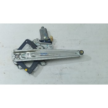 ELEVALUNAS TRASERO DERECHO 83404B9010 