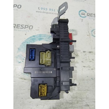 CAJA RELES / FUSIBLES 5DK00922527 2045458201 2045456132
