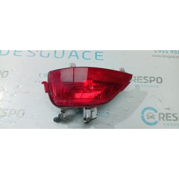 PILOTO TRASERO IZQUIERDO PARAGOLPES 0338900 