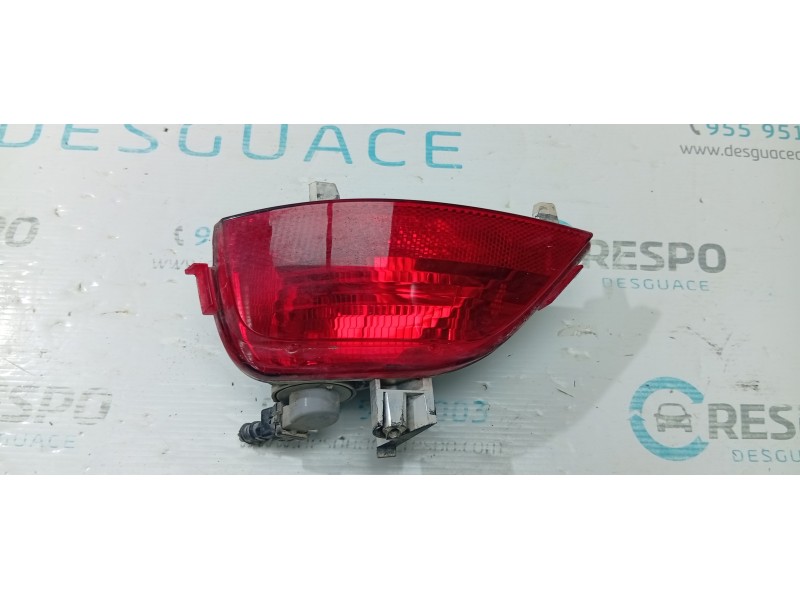 PILOTO TRASERO IZQUIERDO PARAGOLPES 0338900  - imagen 1