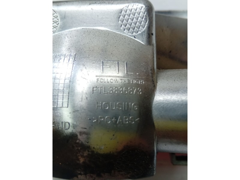 LUZ CENTRAL DE FRENO 3836873  - imagen 3