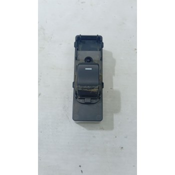 MANDO ELEVALUNAS DELANTERO DERECHO K0021 
