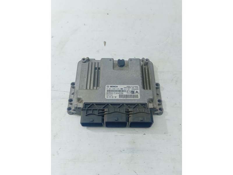 CENTRALITA MOTOR UCE 9807886180 0281030545  - imagen 1