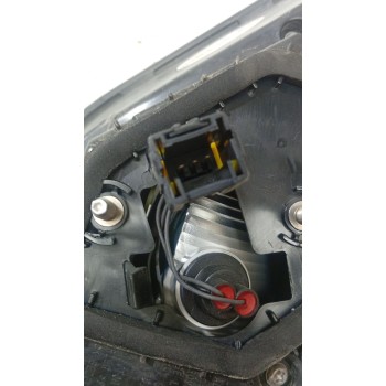 PILOTO TRASERO IZQUIERDO INTERIOR 265556011R  - miniatura 4