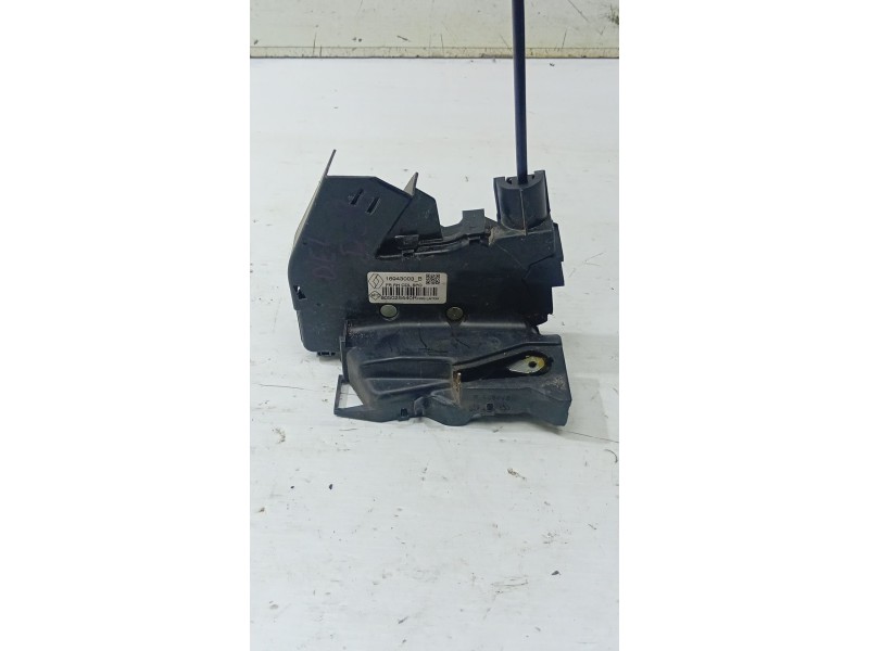 CERRADURA PUERTA DELANTERA DERECHA 805025440R / 805023720R  - imagen 1