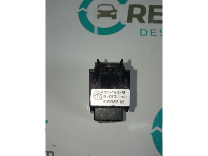 MANDO ELEVALUNAS TRASERO DERECHO 8X2314717AB  - imagen 2