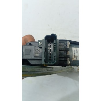 ELEVALUNAS TRASERO DERECHO 123401ARD / 827201983R  - miniatura 3