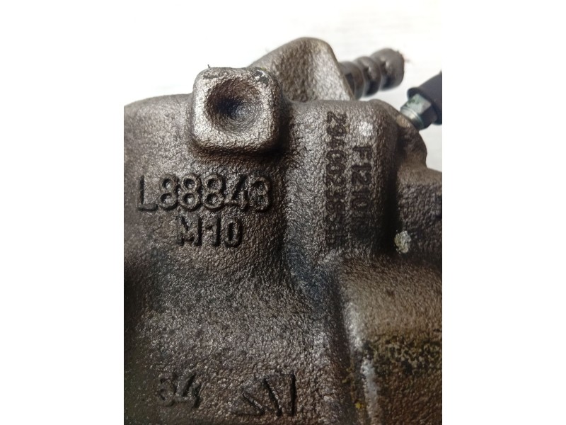 PINZA DE FRENO DELANTERA IZQUIERDA 410111208R  - imagen 2