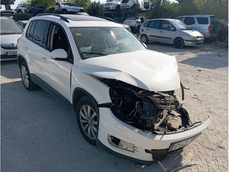 VOLKSWAGEN TIGUAN (5N_) - imagen 1
