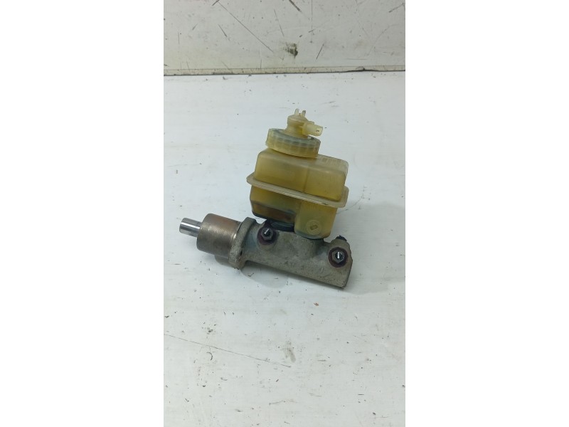 BOMBA FRENO 357611307A  - imagen 1