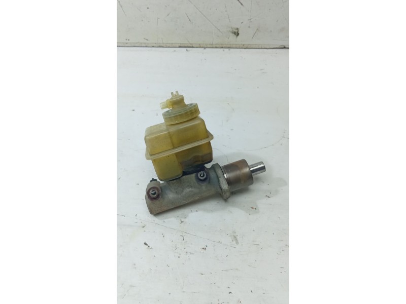 BOMBA FRENO 357611307A  - imagen 2