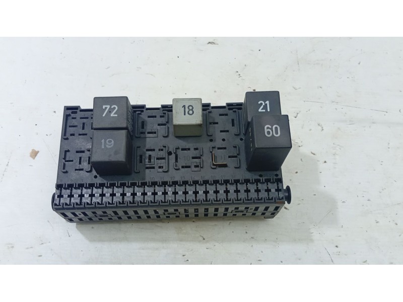 CAJA RELES / FUSIBLES 357937039  - imagen 1