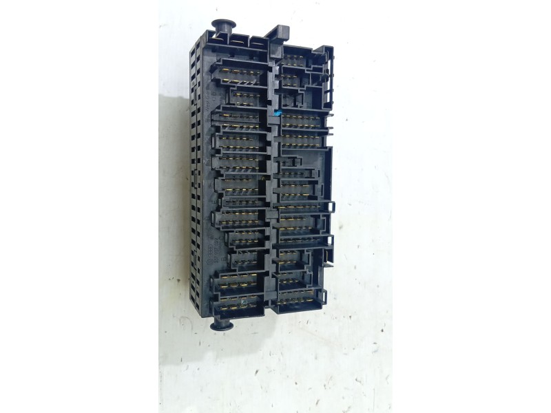 CAJA RELES / FUSIBLES 357937039  - imagen 2