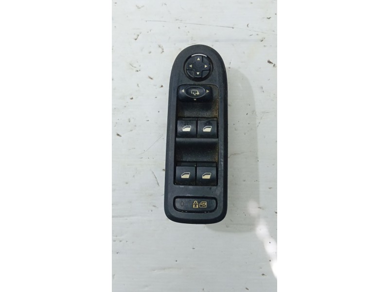 MANDO ELEVALUNAS DELANTERO IZQUIERDO 96644917XT  - imagen 2