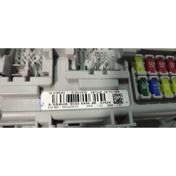 CAJA RELES / FUSIBLES 91955C8520  - miniatura 2