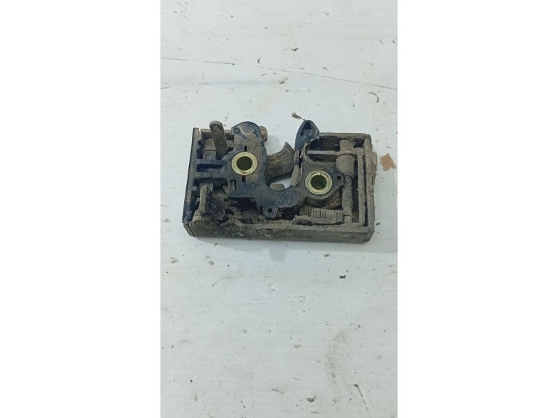 CERRADURA PUERTA TRASERA DERECHA 193839016C  - imagen 1