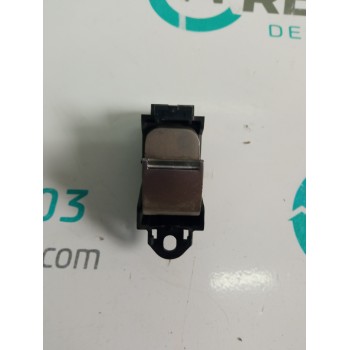 MANDO ELEVALUNAS DELANTERO DERECHO 8X2314717AB  - miniatura 1