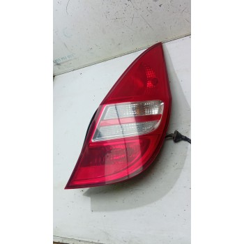 PILOTO TRASERO DERECHO 924022R0  - miniatura 2