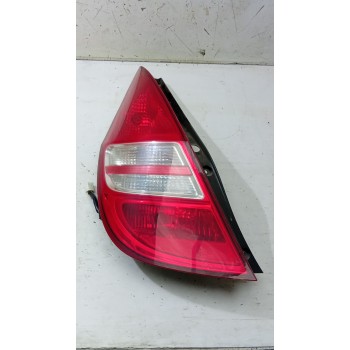 PILOTO TRASERO IZQUIERDO 924012R0  - miniatura 1