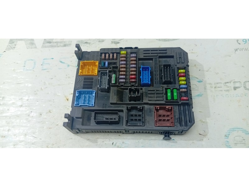 CAJA RELES / FUSIBLES 983288028000  - imagen 1