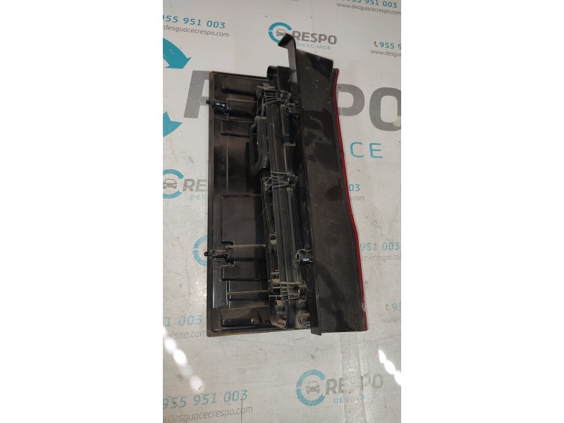 PILOTO TRASERO DERECHO 7C0945096H  - imagen 2