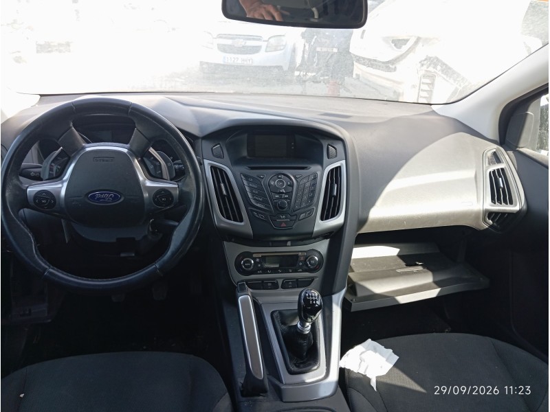 FORD FOCUS III SEDÁN - imagen 4