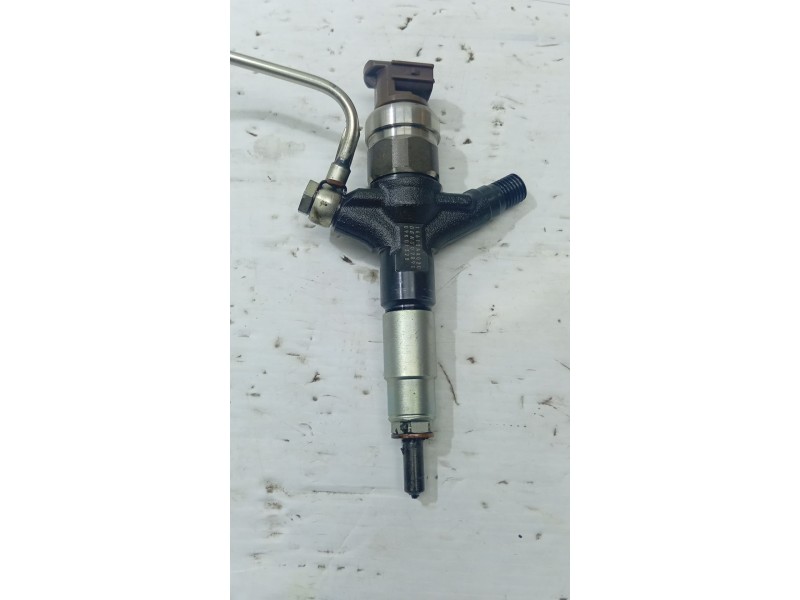 INYECTOR 16613AA020  - imagen 1