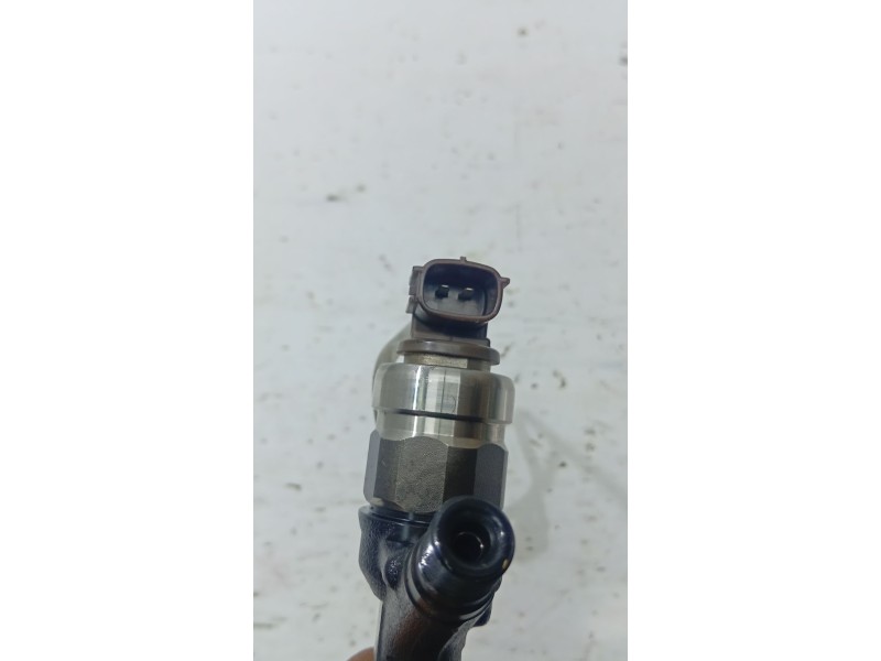 INYECTOR 16613AA020  - imagen 3