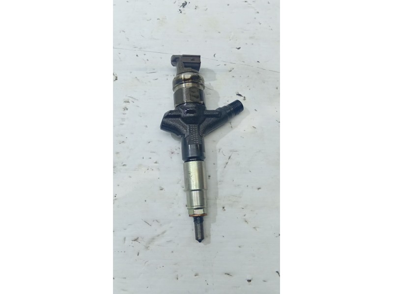 INYECTOR 16613AA020  - imagen 1