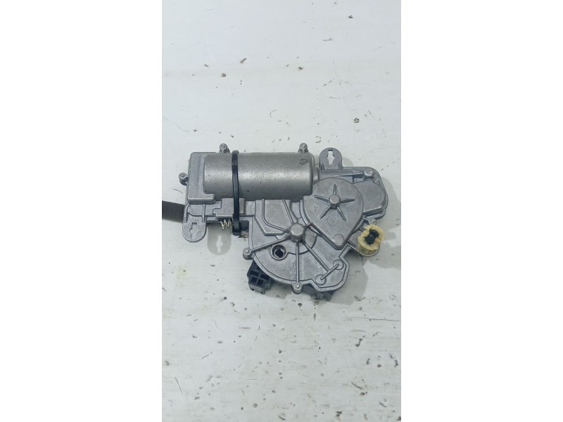 CERRADURA MALETERO / PORTON 3V5827887A  - imagen 4