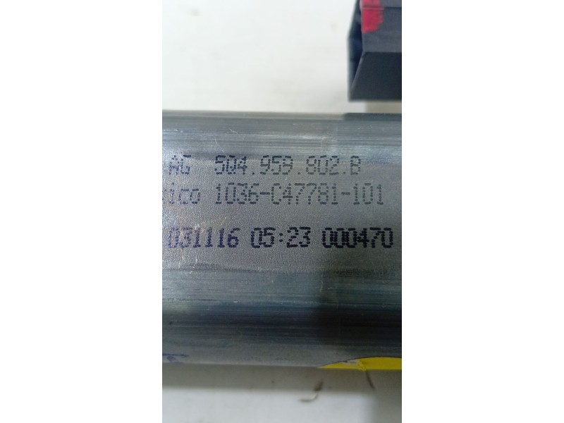 MOTOR ELEVALUNAS DELANTERO DERECHO 5Q4959802B  - imagen 2