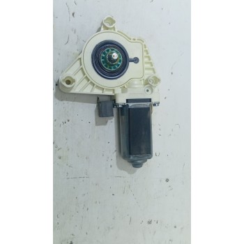 MOTOR ELEVALUNAS DELANTERO IZQUIERDO 5Q4959801B  - miniatura 3