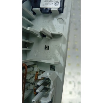 LUZ INTERIOR 3B0947105C  - miniatura 3