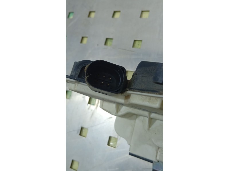 CERRADURA PUERTA TRASERA DERECHA 6JO839016C  - imagen 2