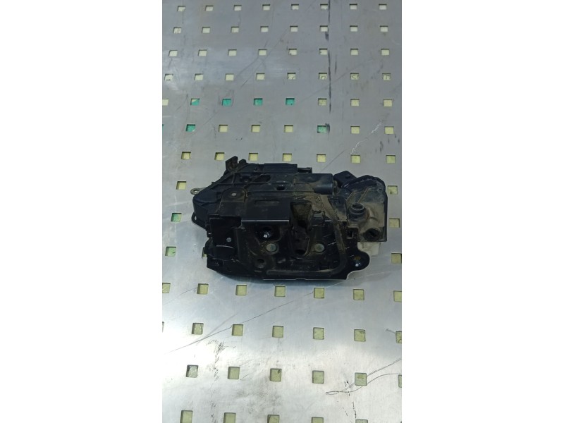CERRADURA PUERTA TRASERA DERECHA 6JO839016C  - imagen 3