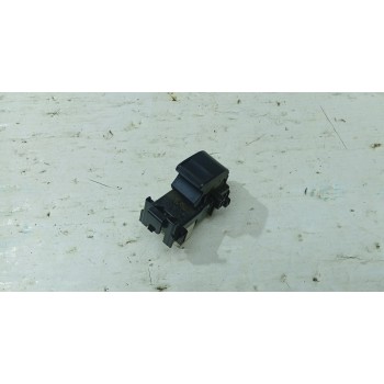 MANDO ELEVALUNAS DELANTERO DERECHO 8292D78  - miniatura 1