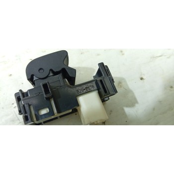 MANDO ELEVALUNAS DELANTERO DERECHO 8292D78  - miniatura 2